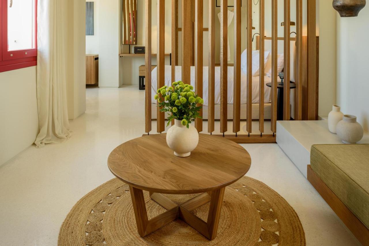 Potnia Theron Suites Akrotiri  Luaran gambar