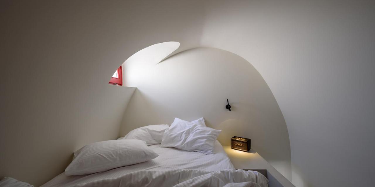 Potnia Theron Suites Akrotiri  Luaran gambar